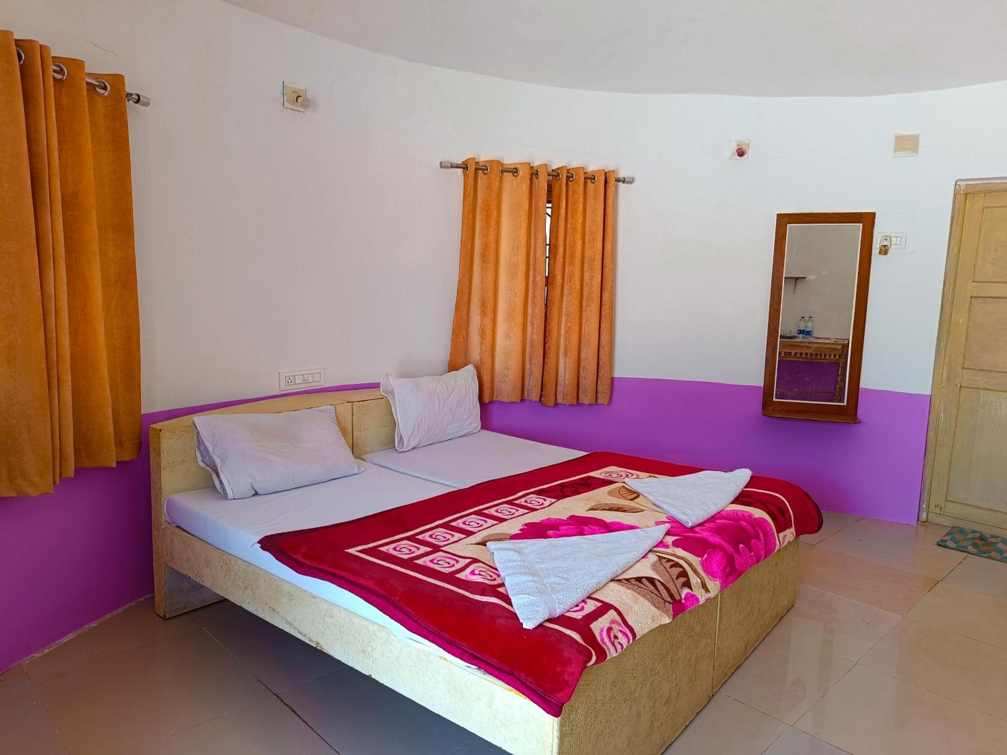 Hotel Rann Of Kachchh Dholavira Exterior photo